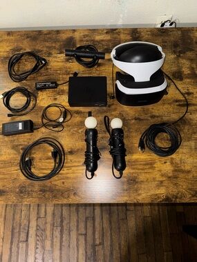 Sony PSVR PlayStation CUH-ZVR2 For PS4 (PS5 also) Console Set Complete Bundle